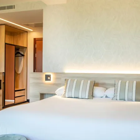 Delfin Azul Hotel