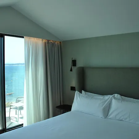 ホテル Delfin Azul