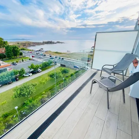 Delfin Azul Hotell 2*