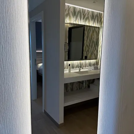 Delfin Azul 2* ألانثاذا