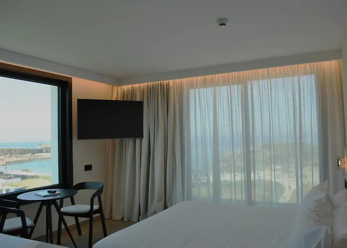 Delfin Azul ألانثاذا