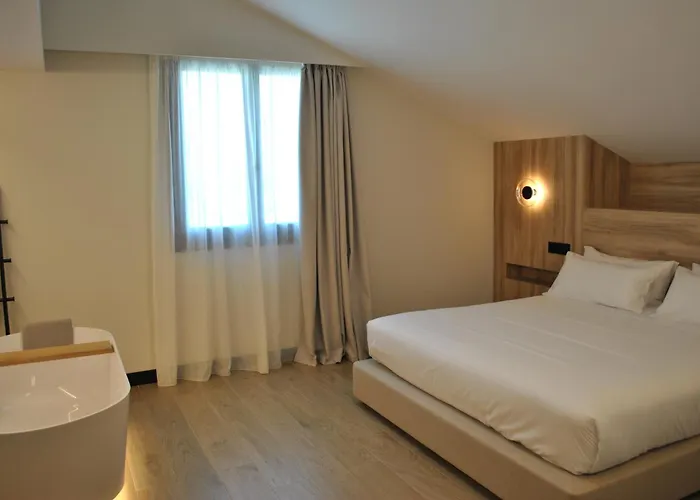 Delfin Azul 2* ألانثاذا